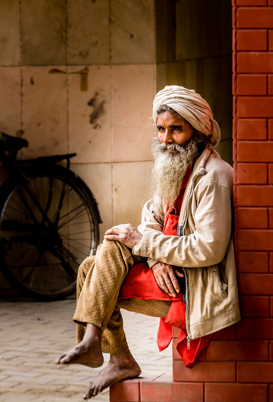 old man, turban, indian-1086437.jpg